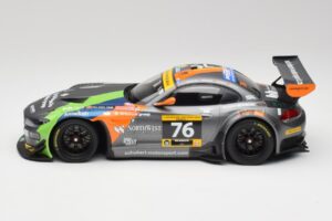 BMW Z4 E89 GT3 #76 Schubert Motorsport Dubai 24 Hours 2014 Minichamps 1:18 151142376 Kov – obrázok 3 z 6