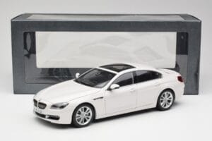 BMW 6 F06 Gran Coupe Mineral Biely Paragon 1:18 80432218741 Kov – obrázok 8 z 8