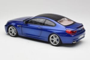 BMW M6 F13 San Marino Modrý Paragon 1:18 80432218737 Kov – obrázok 6 z 7