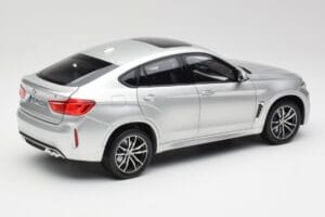 BMW X6 M F86 Strieborný Norev 1:18 183200 Kov – obrázok 3 z 8