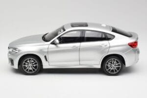 BMW X6 M F86 Strieborný Norev 1:18 183200 Kov – obrázok 4 z 8