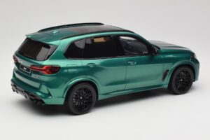 BMW X5 M G05 Competition Isle of Man Green GT Spirit 1:18 GT490 Živica – obrázok 2 z 6