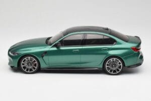 BMW M3 G80 Isle of Man Green Minichamps 1:18 155020200 Kov – obrázok 3 z 6