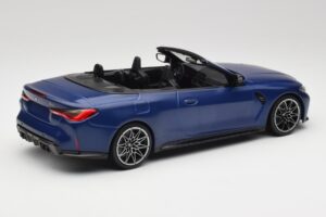 BMW M4 G82 Kabriolet Frozen Portimao Blue Minichamps 1:18 155021030 Kov – obrázok 2 z 6