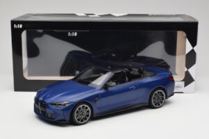 BMW M4 G82 Kabriolet Frozen Portimao Blue Minichamps 1:18 155021030 Kov – obrázok 6 z 6