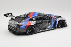 BMW M4 GT3 G82 #1 Test Version 2021 Minichamps 1:18 113222003 Kov – obrázok 3 z 8