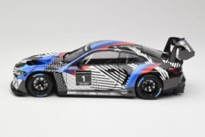 BMW M4 GT3 G82 #1 Test Version 2021 Minichamps 1:18 113222003 Kov – obrázok 4 z 8
