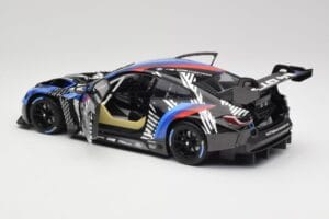 BMW M4 GT3 G82 #1 Test Version 2021 Minichamps 1:18 113222003 Kov – obrázok 5 z 8