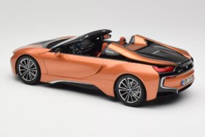 BMW i8 Roadster E-Medený Minichamps 1:18 80432454784 Kov – obrázok 5 z 6