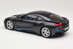 BMW i8 Sophisto Grey Minichamps 1:18 80432336842 Kov – obrázok 7 z 8