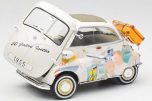 BMW Isetta 250 Revell 1:18 8828 Kov – obrázok 2 z 8