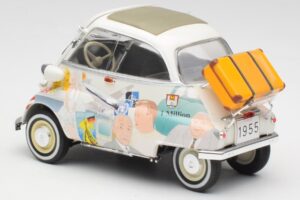 BMW Isetta 250 Revell 1:18 8828 Kov – obrázok 7 z 8