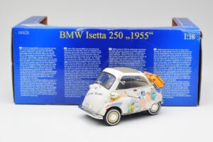 BMW Isetta 250 Revell 1:18 8828 Kov – obrázok 8 z 8
