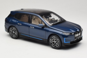 BMW iX Blue Metallic Minichamps 1:18 110023100 Kov – obrázok 6 z 8