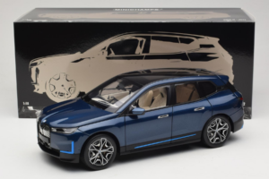 BMW iX Blue Metallic Minichamps 1:18 110023100 Kov – obrázok 8 z 8