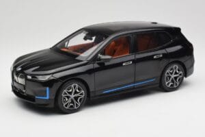 BMW iX Sapphire Black Minichamps 1:18 110023101 Kov