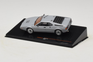 BMW M1 Šedý IXO 1:43 CLC602N Kov – obrázok 3 z 4