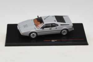 BMW M1 Šedý IXO 1:43 CLC602N Kov