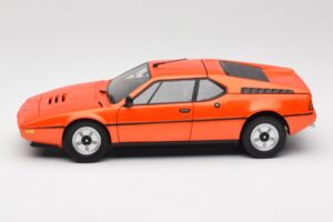 BMW M1 Oranžový Minichamps 1:18 80432411549 Kov – obrázok 4 z 8