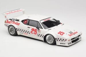 BMW M1 #25 Red Lobster D. Cowart / K. Miller LA Times GP Riverside 1981 Minichamps 1:18 180812925 Kov – obrázok 6 z 8