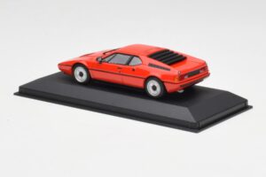 BMW M1 Červený Minichamps 1:43 430025022 Kov – obrázok 3 z 4