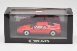 BMW M1 Červený Minichamps 1:43 430025022 Kov – obrázok 4 z 4