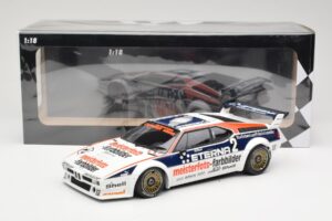 BMW M1 Schnitzer #2 H-J. Stuck Winner Deutsche Automobil Rennsport Trophy Zolder 1982 Minichamps 1:18 155822902 Kov – obrázok 6 z 6