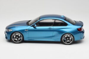 BMW M2 F87 Blue Metallic Minichamps 1:18 155026101 Kov – obrázok 3 z 6