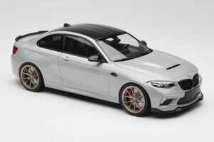 BMW M2 CS F87 Strieborný so zlatými diskami Minichamps 1:18 155021028 Kov – obrázok 4 z 6