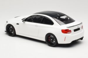 BMW M2 CS F87 Biely s čiernymi diskami Minichamps 1:18 155021025 Kov – obrázok 5 z 6