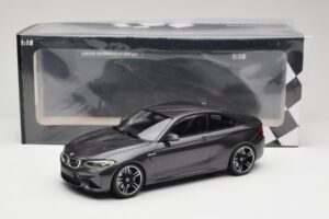 BMW M2 F87 Grey Metallic Minichamps 1:18 155026102 Kov – obrázok 6 z 6