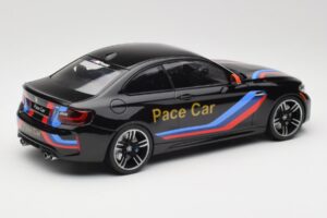 BMW M2 F87 Pace Car Minichamps 1:18 155026106 Kov – obrázok 2 z 6