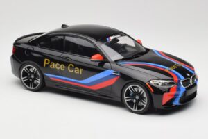 BMW M2 F87 Pace Car Minichamps 1:18 155026106 Kov – obrázok 4 z 6
