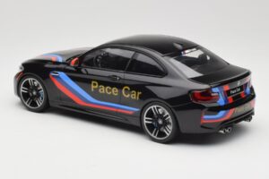 BMW M2 F87 Pace Car Minichamps 1:18 155026106 Kov – obrázok 5 z 6