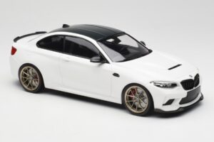 BMW M2 F87 CS Alpine White Zlaté Ráfiky Minichamps 1:18 155021020 Kov – obrázok 4 z 6