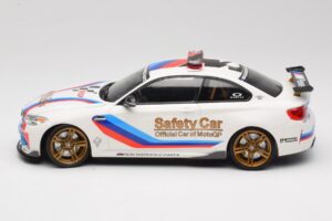 BMW M2 F87 Safety Car MotoGP 2016 Minichamps 1:18 155026105 Kov – obrázok 3 z 6
