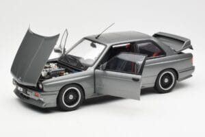 BMW M3 E30 Sport Evolution Cecotto Šedý AUTOart 1:18 70567 Kov – obrázok 2 z 8