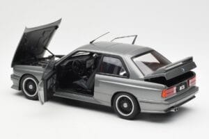 BMW M3 E30 Sport Evolution Cecotto Šedý AUTOart 1:18 70567 Kov – obrázok 5 z 8