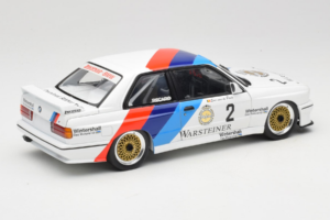 BMW M3 E30 Warsteiner #2 E. van de Poele DTM Champion 1987 Minichamps 1:18 80430396026-O1 Kov – obrázok 3 z 9