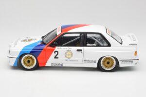 BMW M3 E30 #2 Warsteiner E. van de Poele DTM Champion 1987 Minichamps 1:18 80430396026-O Kov – obrázok 4 z 8
