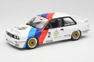 BMW M3 E30 #2 Warsteiner E. van de Poele DTM Champion 1987 Minichamps 1:18 80430396026-O Kov