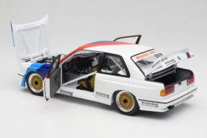 BMW M3 E30 #2 Warsteiner E. van de Poele DTM Champion 1987 Minichamps 1:18 80430396026-O Kov – obrázok 5 z 8