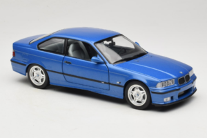 BMW M3 E36 Blue Metallic UT Models 1:18 20467 Kov – obrázok 6 z 8