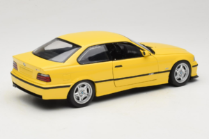 BMW M3 E36 Dakar Yellow UT Models 1:18 180022300 Kov – obrázok 3 z 8