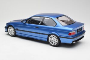 BMW M3 E36 Estoril Modrý Otto 1:12 G016 Živica – obrázok 5 z 6