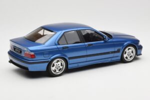 BMW M3 E36 Sedan Modrý Otto 1:18 OT1082 Živica – obrázok 2 z 6