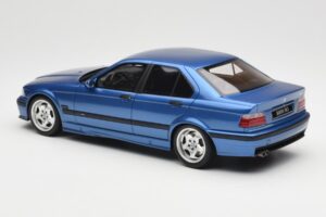 BMW M3 E36 Sedan Modrý Otto 1:18 OT1082 Živica – obrázok 5 z 6