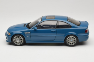 BMW M3 E46 Laguna Seca Blue AUTOart 1:18 70544 Kov – obrázok 4 z 8