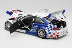 BMW M3 E46 GTR #42 J. Muller / J-J. Lehto ALMS 2001 Minichamps 1:18 80430139183-R1 Kov – obrázok 5 z 8