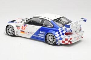 BMW M3 E46 GTR #42 J. Lehto / P. Ekblom ALMS 2001 Minichamps 1:18 100012142 Kov – obrázok 7 z 8